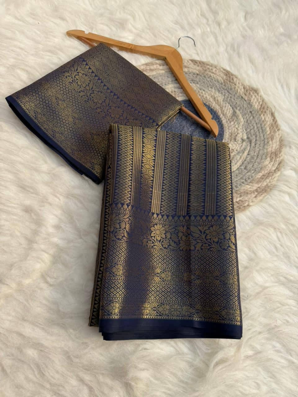 P4490 Kanjivaram Brocade Saree