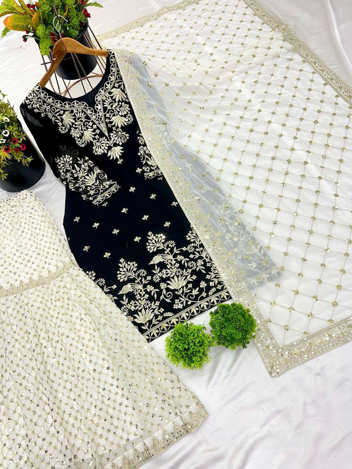P5599 Georgette Gharara Suit