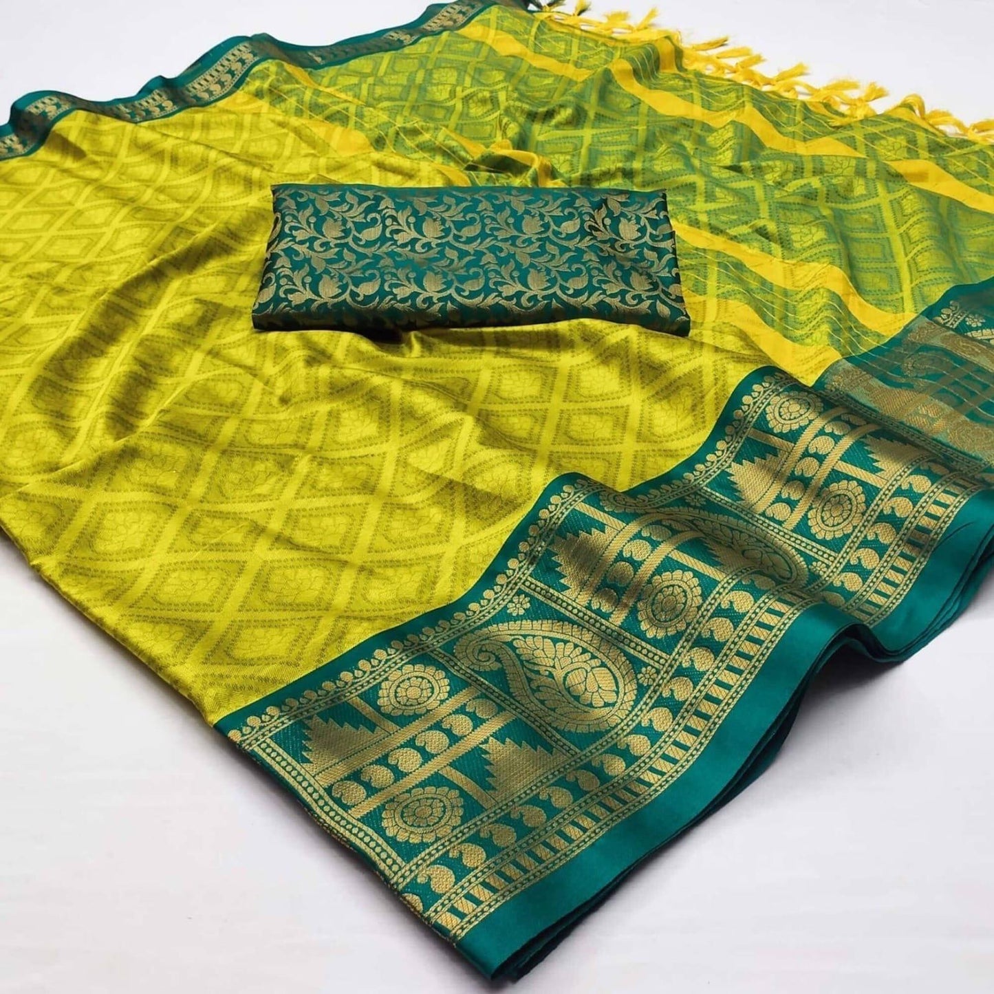 Aura Cotton Saree