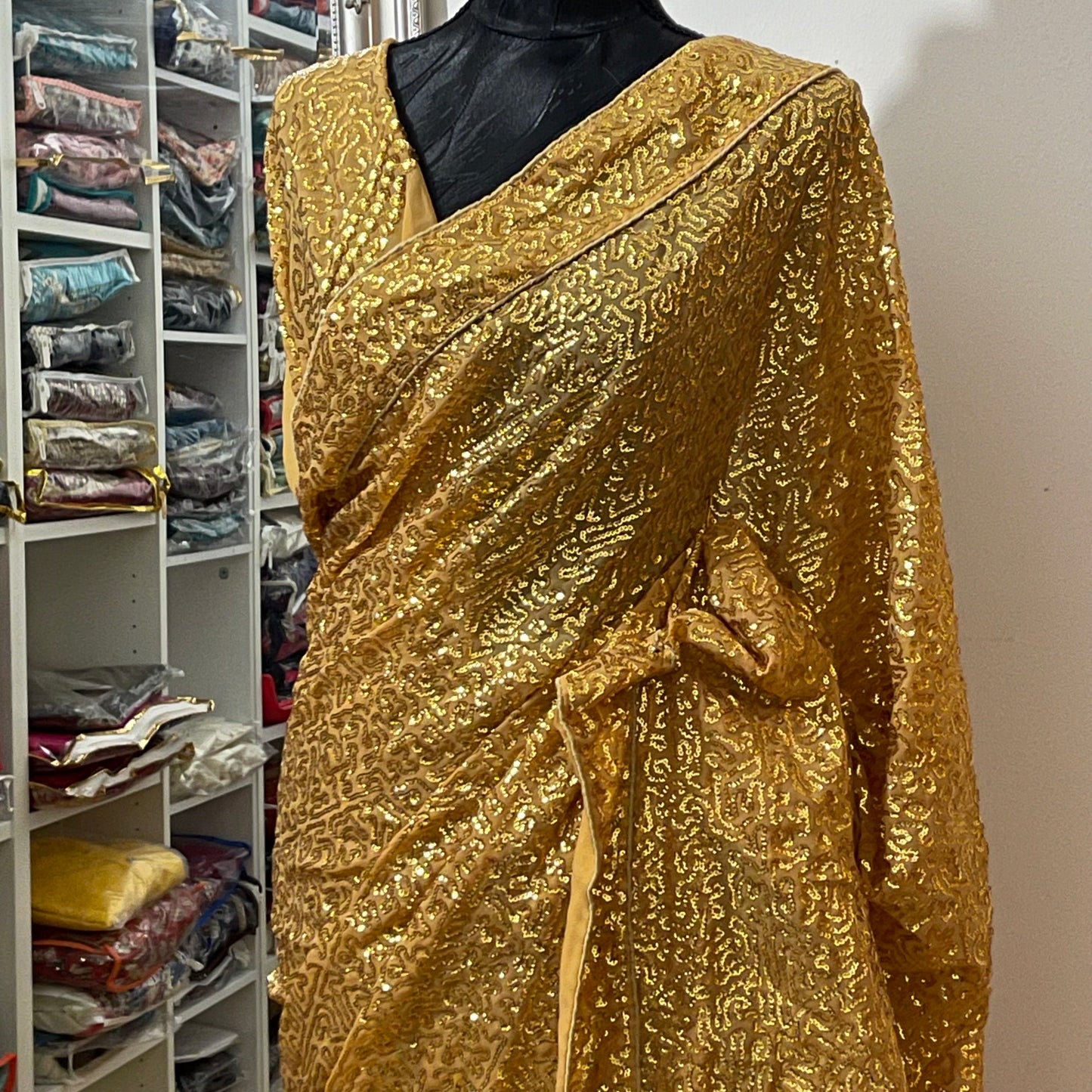 Q28 Sequins Party Saree