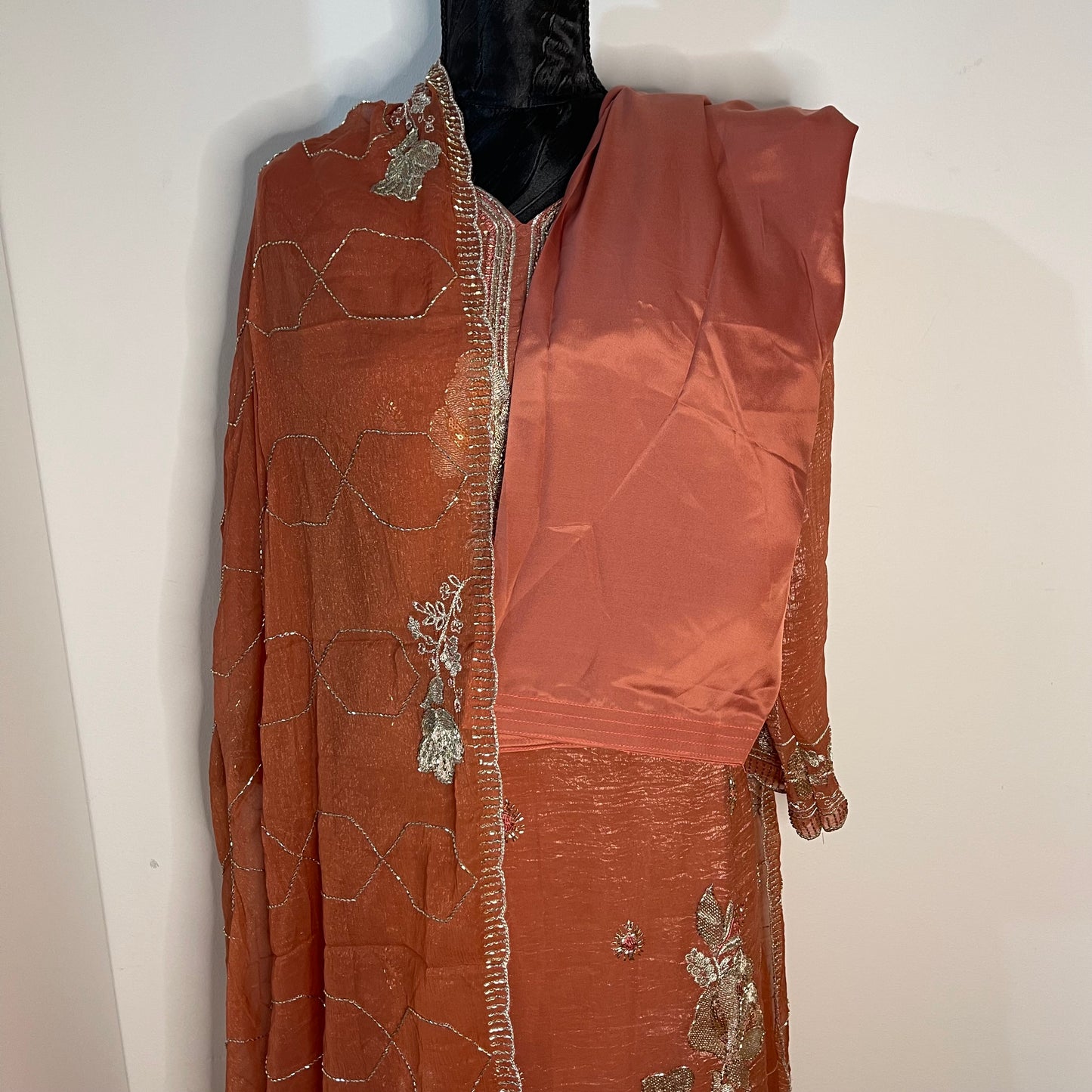 P5663 Shimmer Chiffon Salwar Kameez Suit