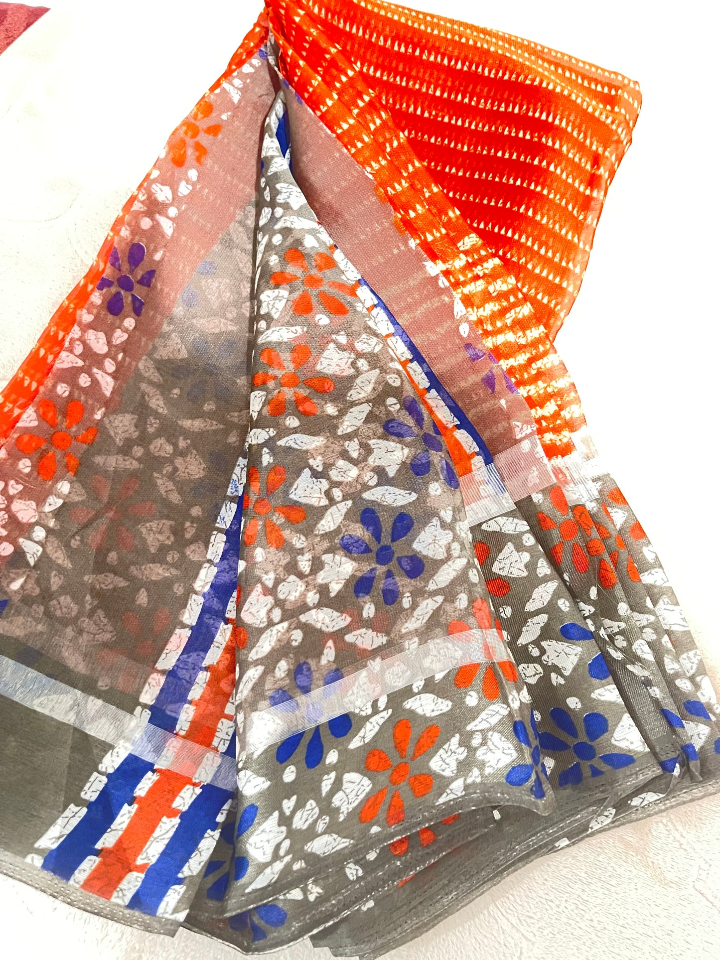 Q8 Soft Organza Shibori Print Saree