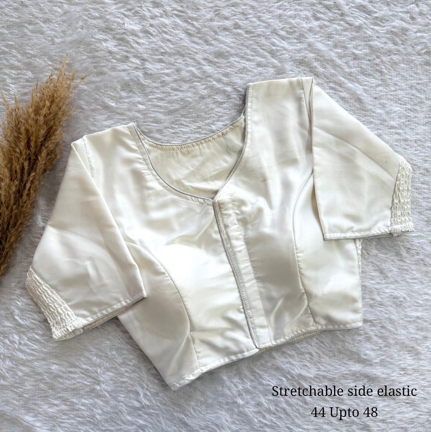P5645 Side Elastic Blouse