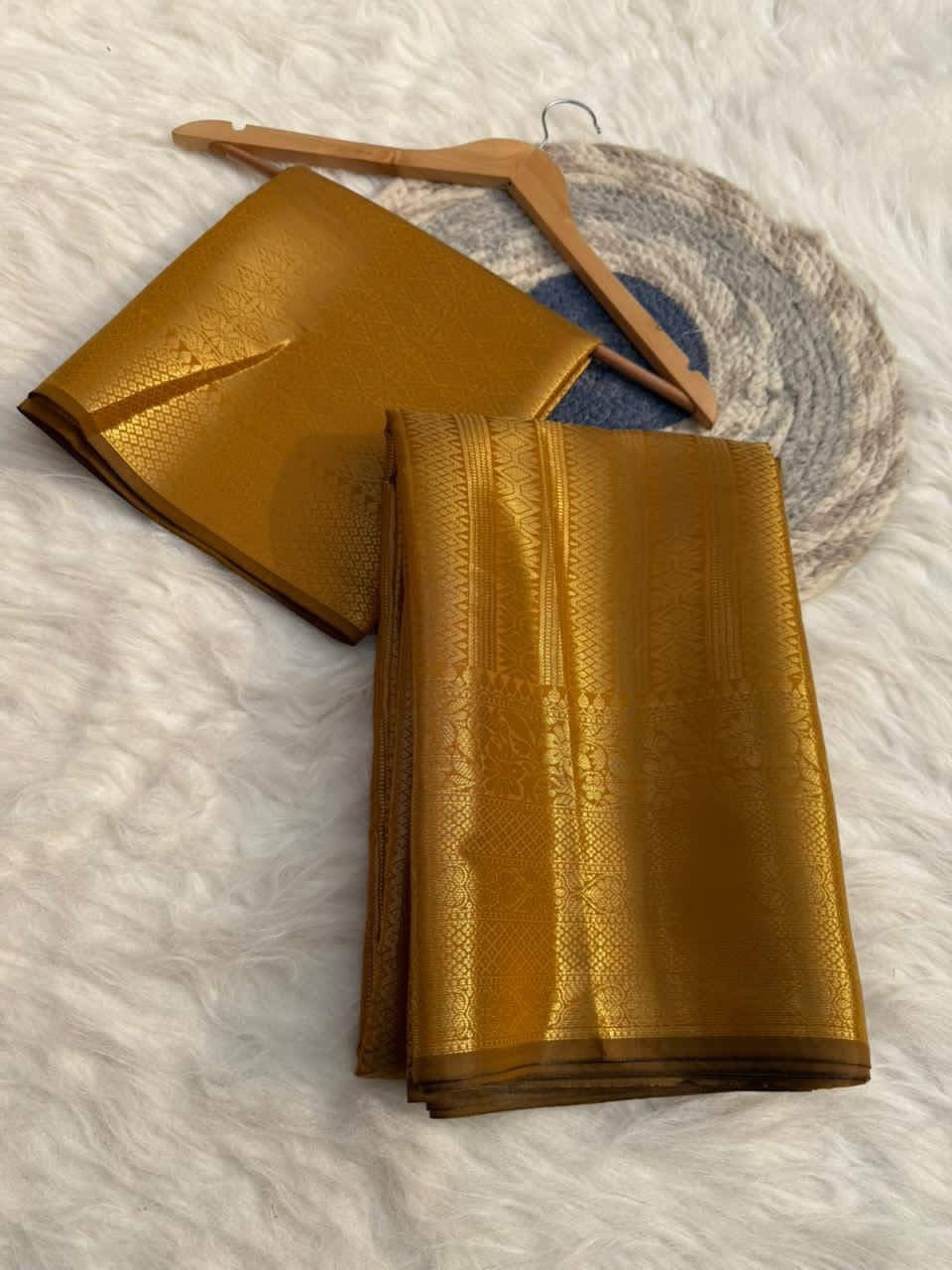 P4490 Kanjivaram Brocade Saree