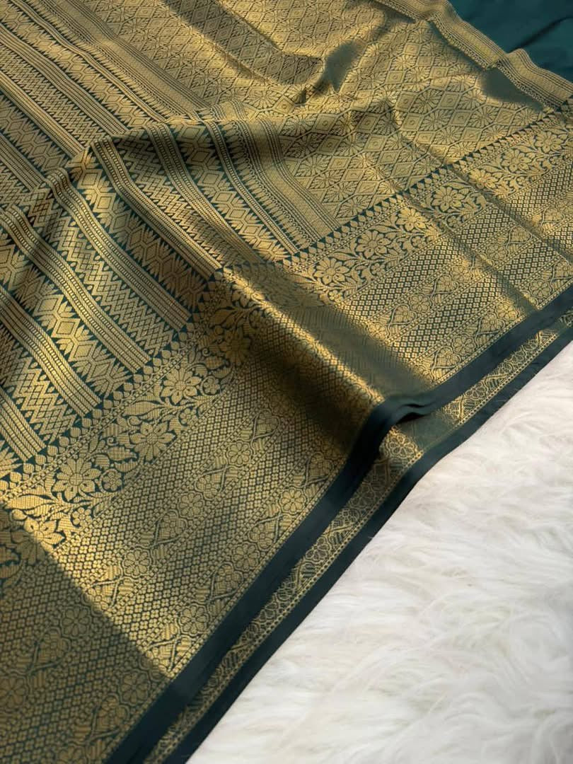 P4490 Kanjivaram Brocade Saree