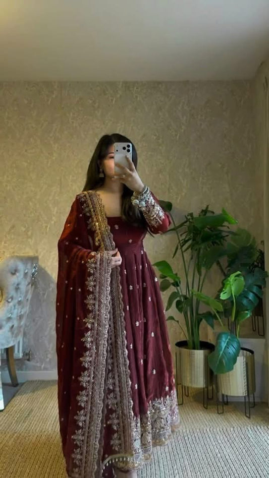 P3444 Fendy Silk Gown