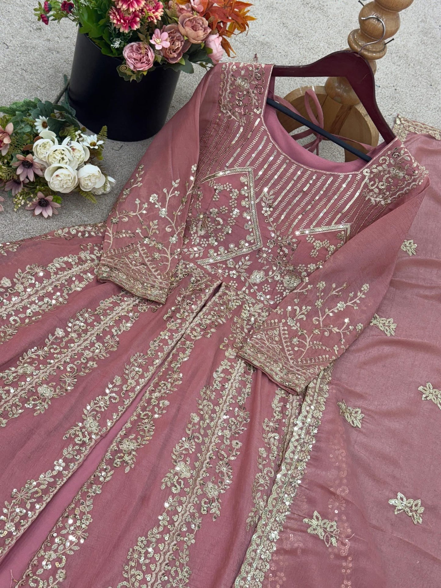 P3710 Koti Gown Suit