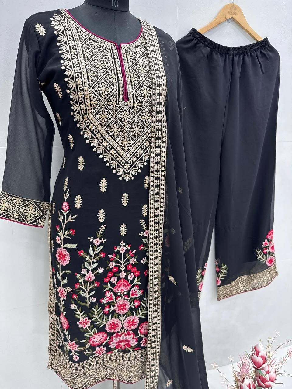 P4367 Georgette Salwar Kameez Suit
