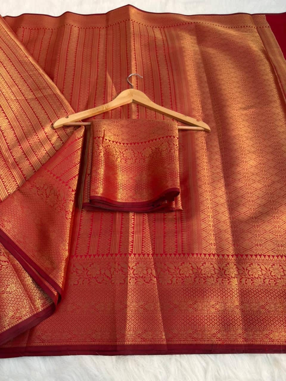 P4490 Kanjivaram Brocade Saree