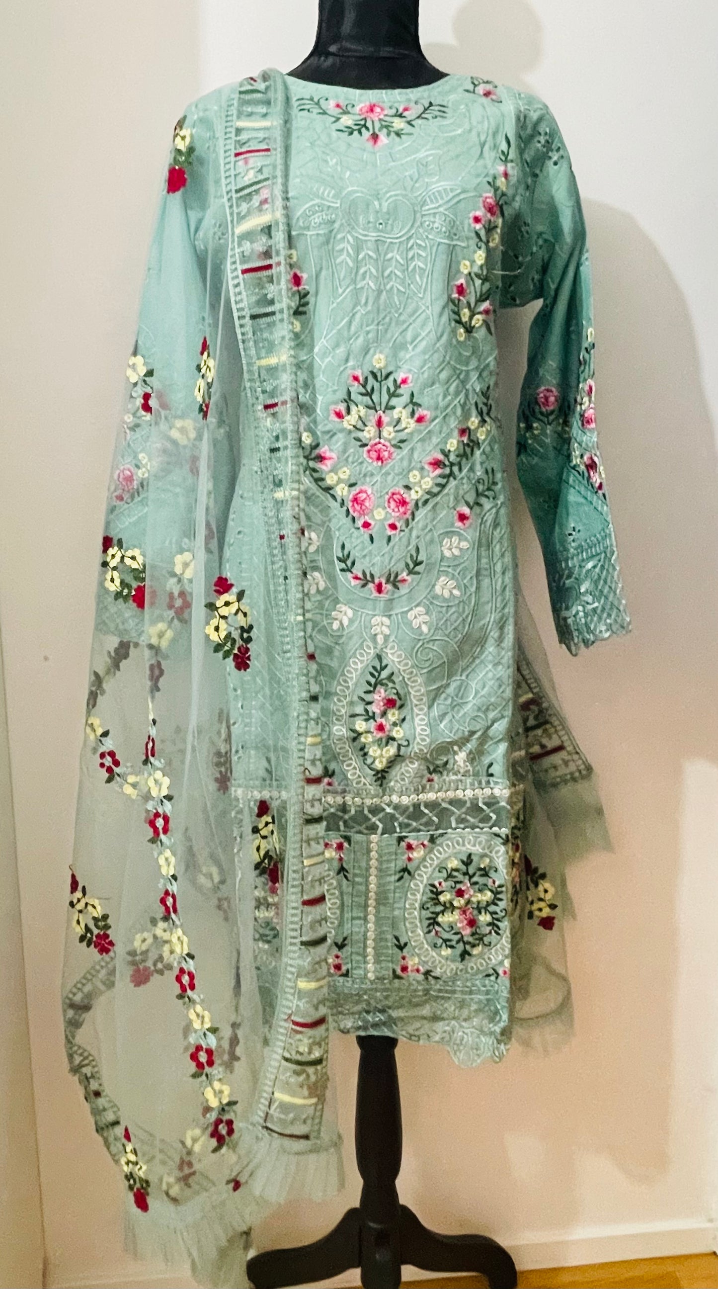 Q24 Cotton Pakistani Salwar Kameez Suit