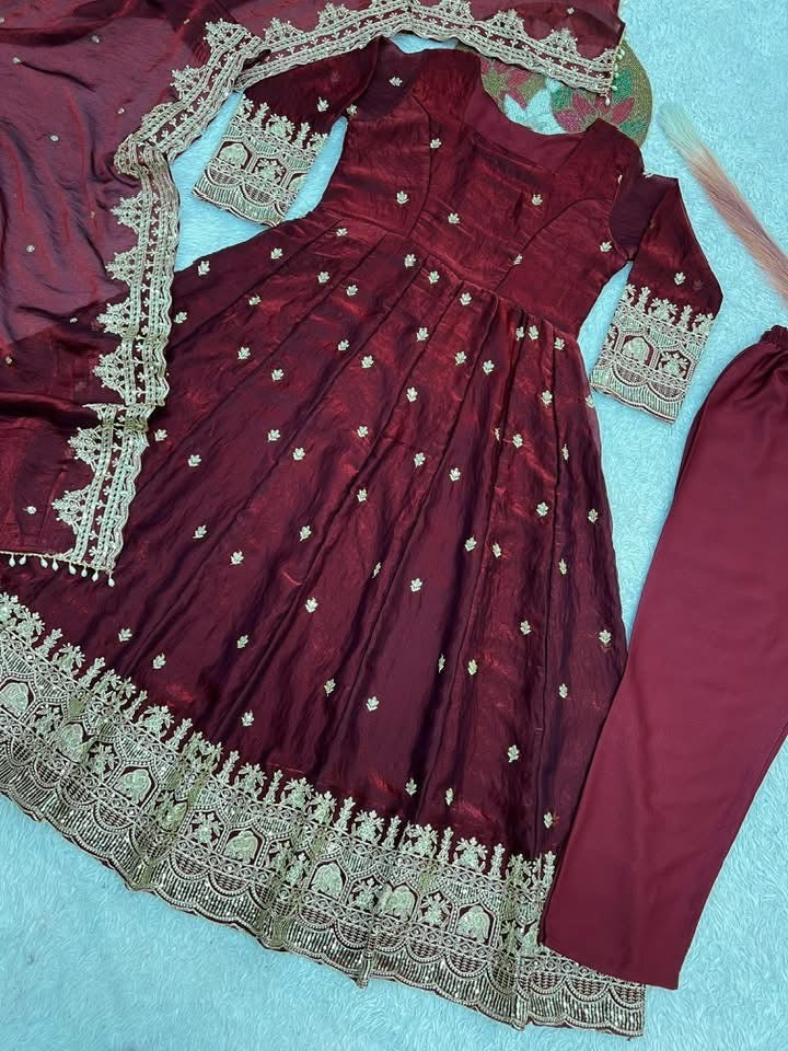 P3444 Fendy Silk Gown