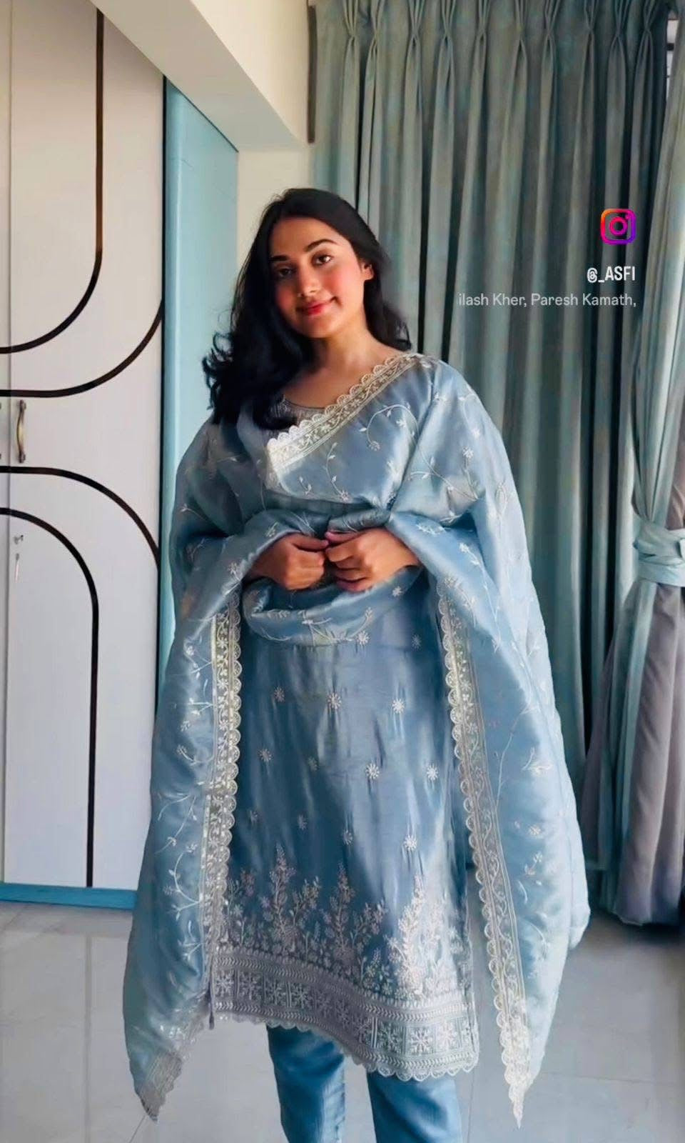 P3456 Crush Silk Kameez Pant Suit