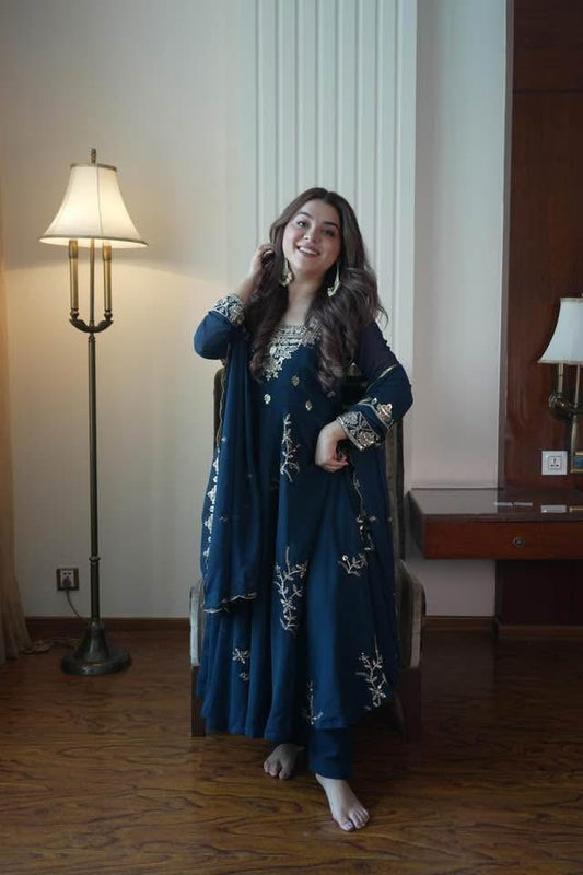 P5956 Gown with dupatta & Pant