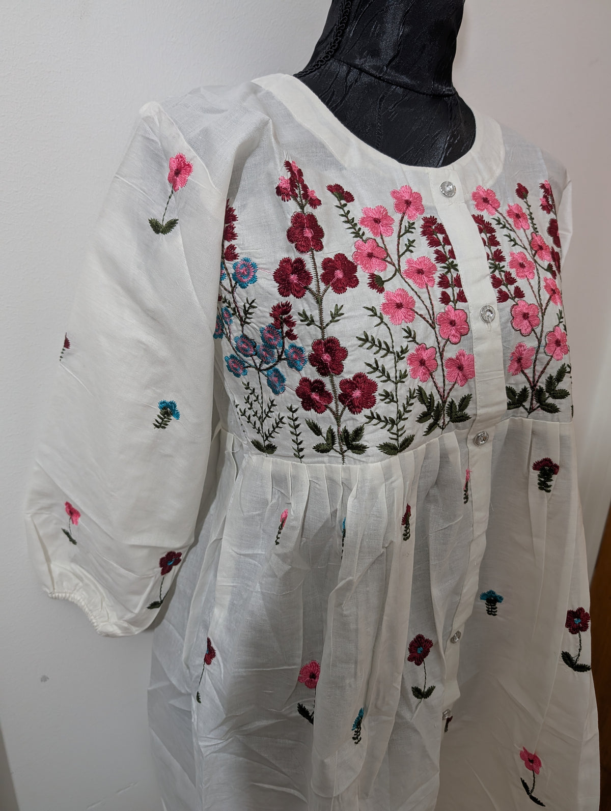 P6400 Cotton Embroidered Tops